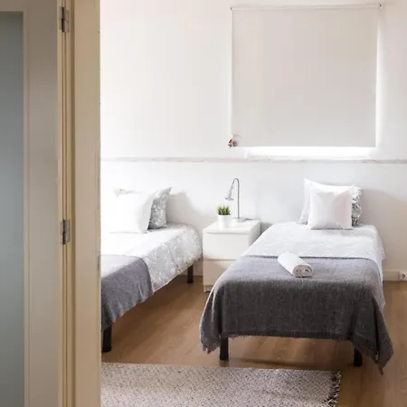Hostel Rooms, View Of Lisboa