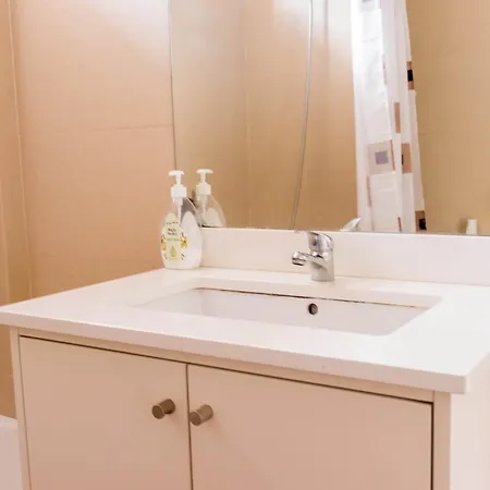 ホステル Rooms, View Of *